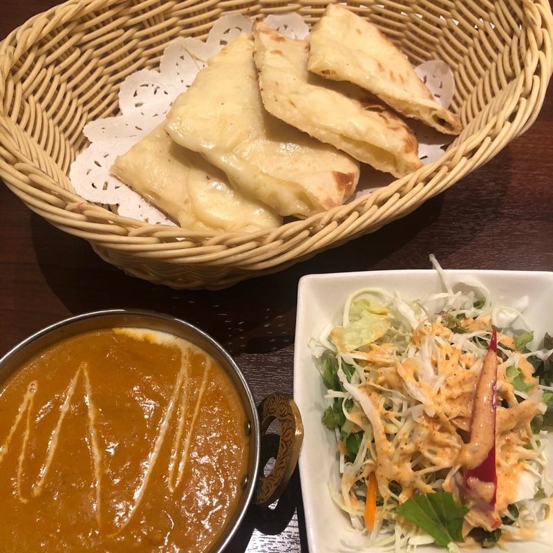 チーズナンとエッグキーマ(インドレストランBINDU イオンモール大阪ドームシティー店)