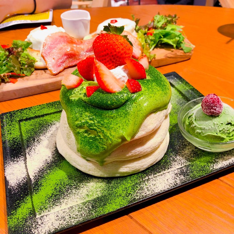 宇治抹茶とフレッシュいちご(リズラボキッチン銀座 （RizLaboKitchen）)