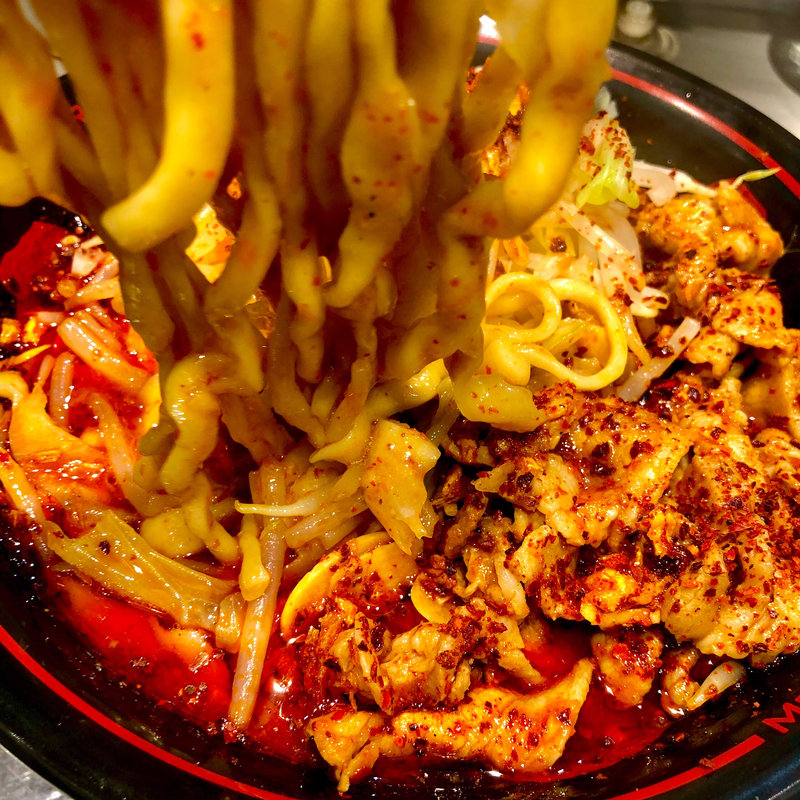 鬼紅(麺創研 紅-KURENAI-)