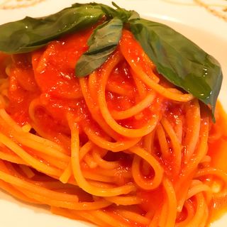 完熟トマト・バジルのスパゲティ（平日ランチメニュー）(オステリア フルボ Osteria Furbo)