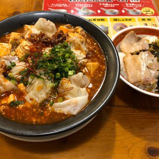麻婆雲呑麺(広州市場 新宿東口店 )