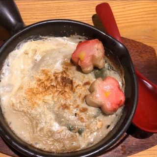 湯葉と生麩の蟹味噌グラタン(鮨割烹 羽月)