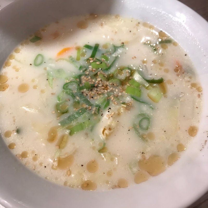 コムタン野菜スープ(中目黒肉流通センター)