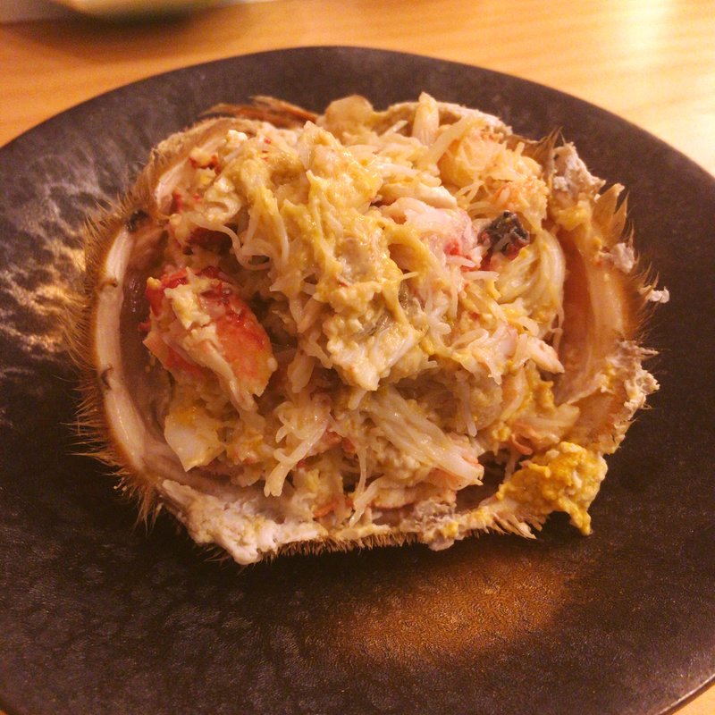 蒸しガニの雲丹ソース和え(みな都)