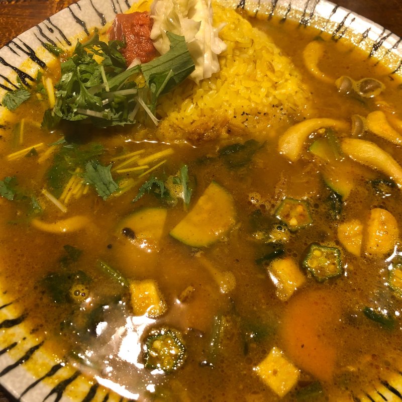 野菜カレー(般ﾟ若（ぱんにゃ）)