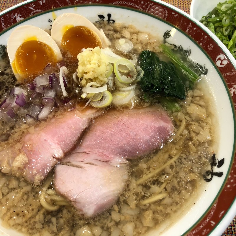 背脂生姜醤油そば+味玉(セアブラノ神 壬生本店)