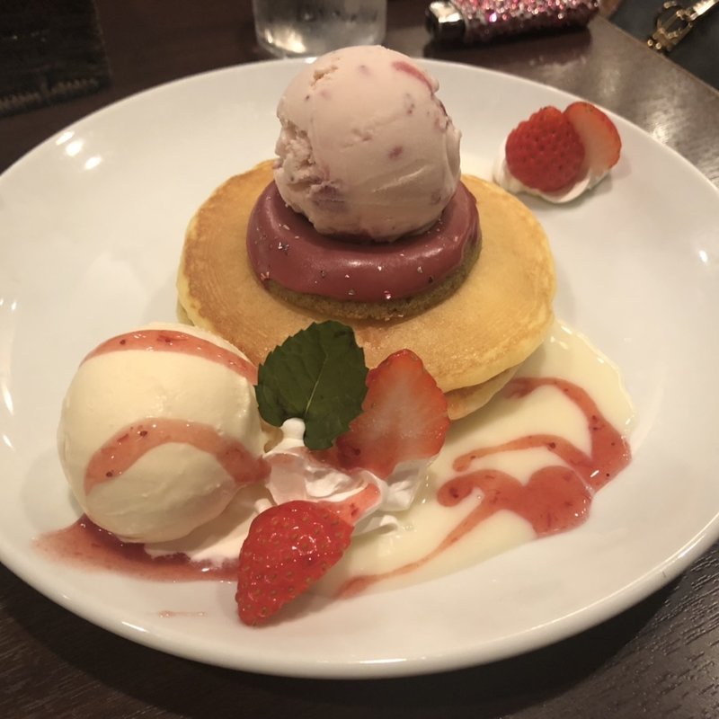 (KIEFEL 阪急三番街店)