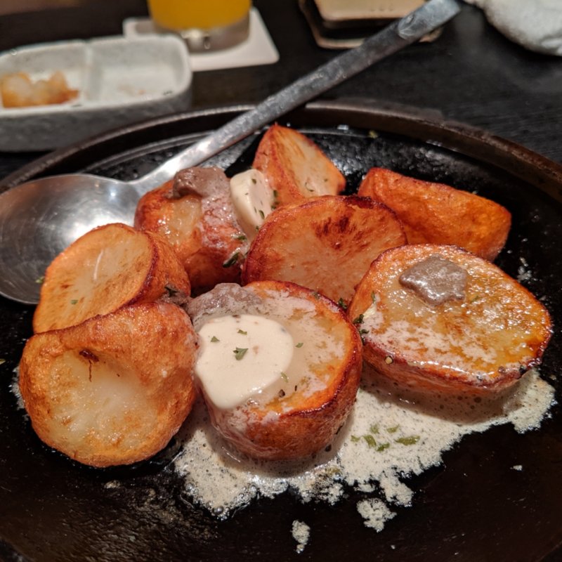 はなれ風じなゃがバター(満月はなれ)