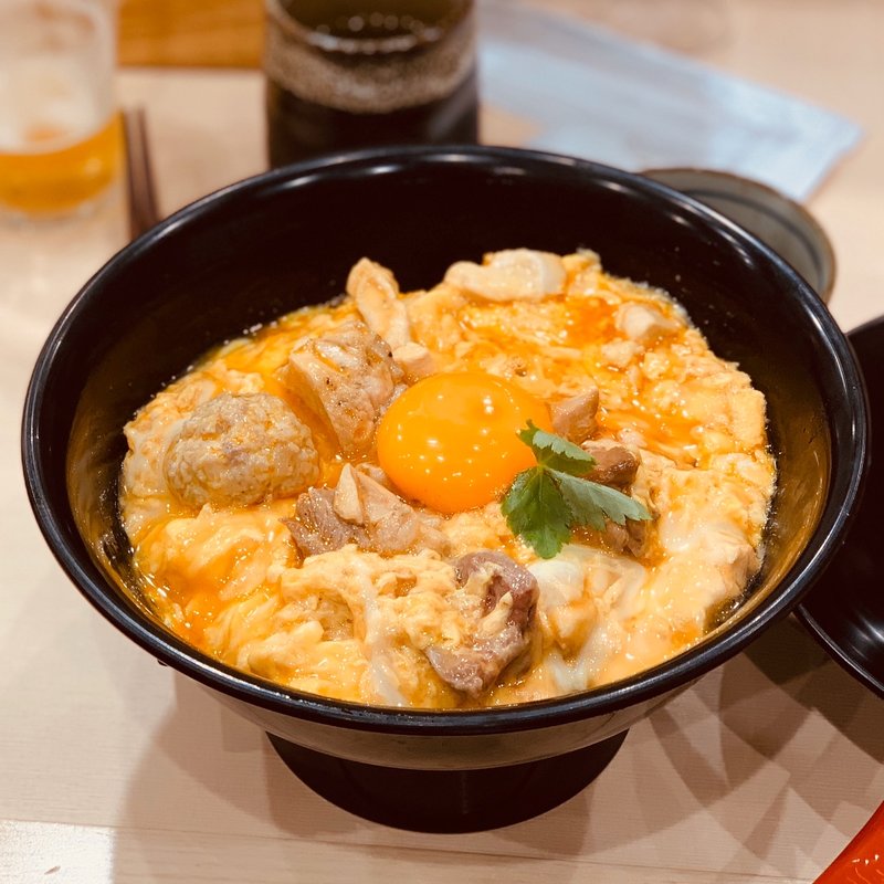 京紅地鶏の親子丼　極(お㐂楽)