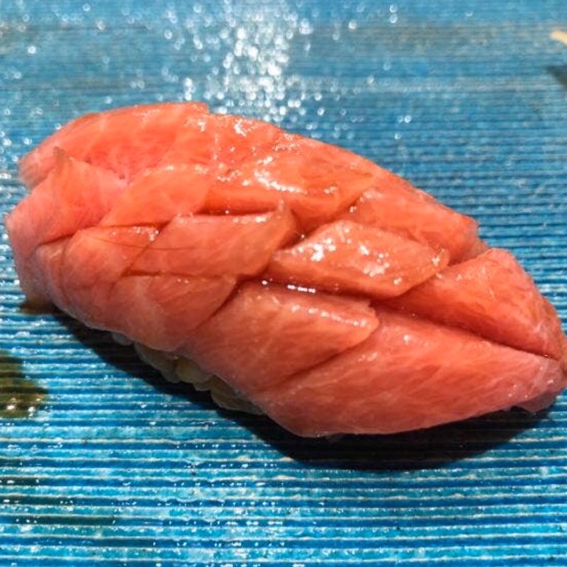 中トロ(築地青空三代目 本店 （ツキジアオゾラサンダイメ）)