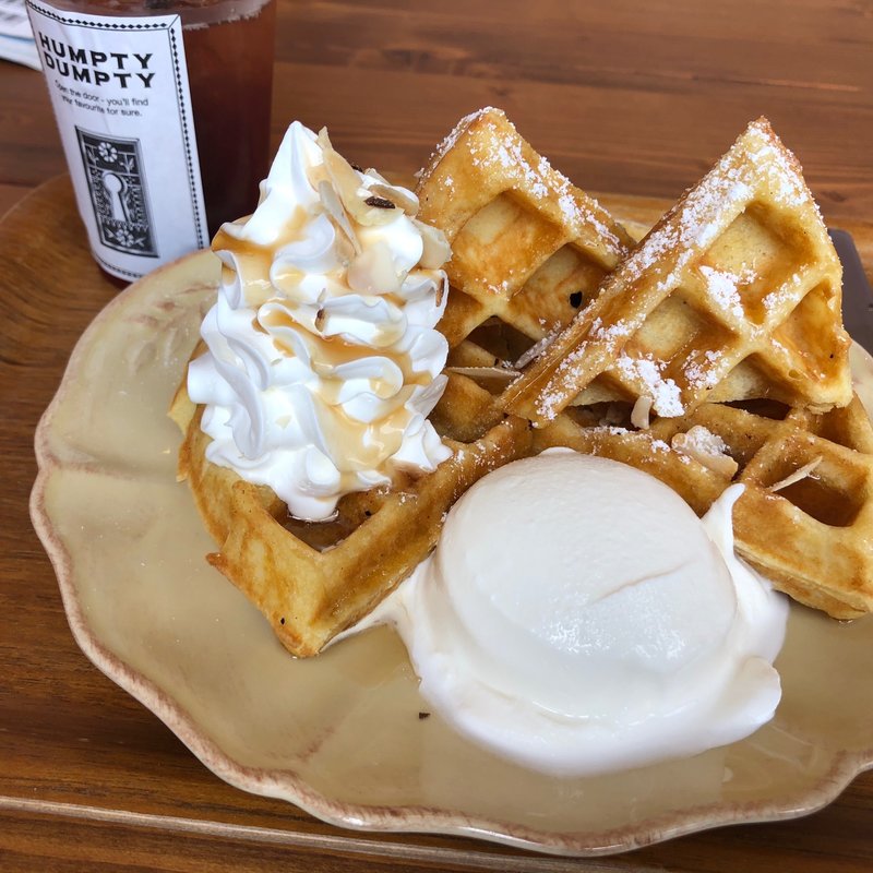 (ハンプティーダンプティーカフェ 浜松志都呂店 （HUMPTY DUMPTY CAFE）)