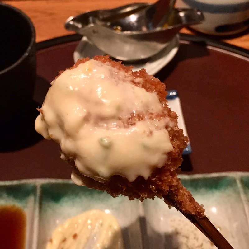 秋鮭のコロッケ（串揚げ）(串揚げ ふくみみ)