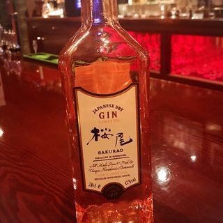 桜尾ジン(main Bar BRAS d'or （メイン バー ブラドール）)