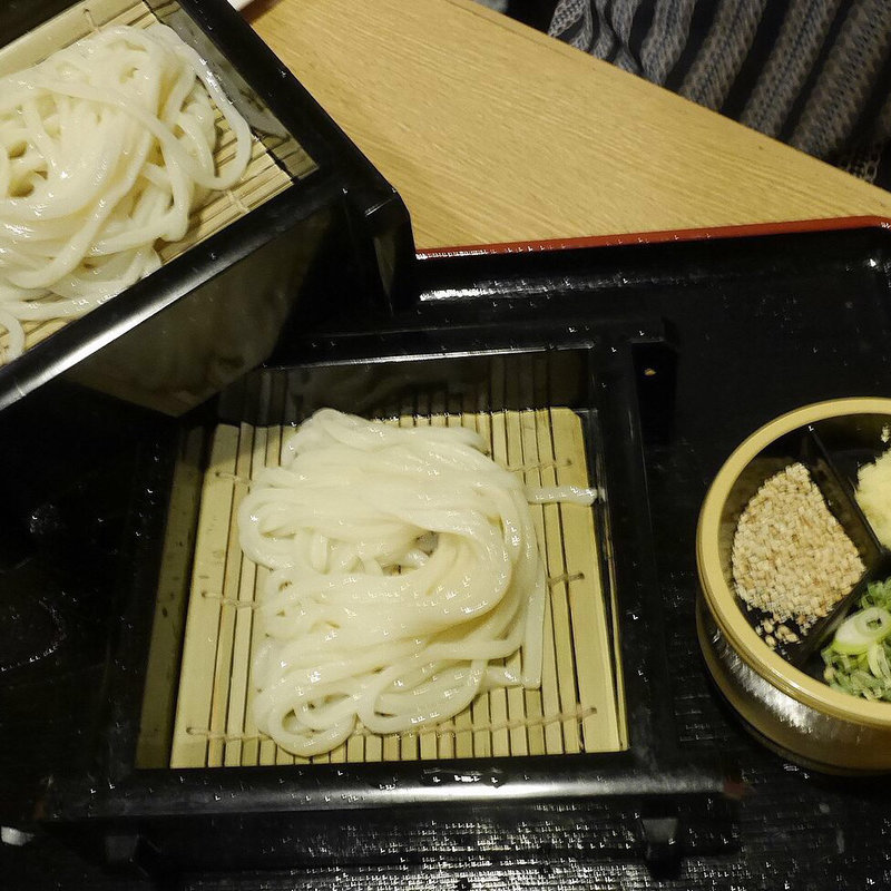 ざるうどん(本格手打 うどん屋こぞう)