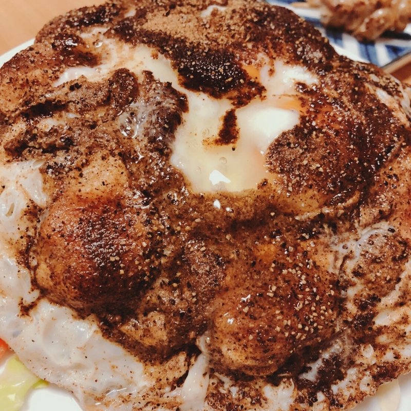 目玉焼き(もつ焼きお山の大将)