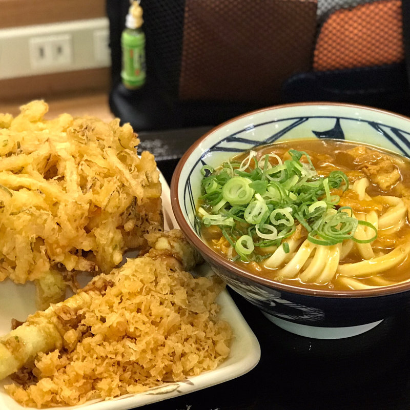 カレーうどん(野菜かき揚げ/アスパラ天)(丸亀製麺イオン板橋)