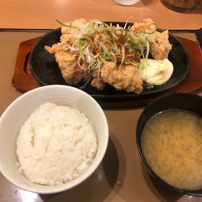 油淋鶏定食(やよい軒 新宿明治通り店)