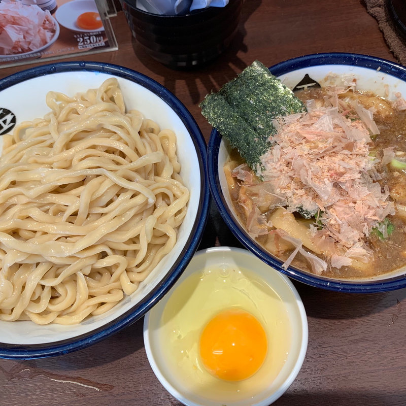つけ麺、くだき肉、生卵(つけめん 玉)