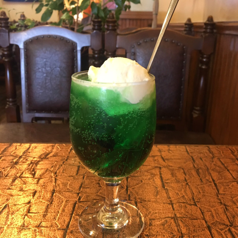 クリームソーダ(カフェ・ナポリ)