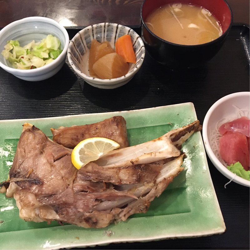 マグロカマ塩焼き定食(和鮮 しんま)