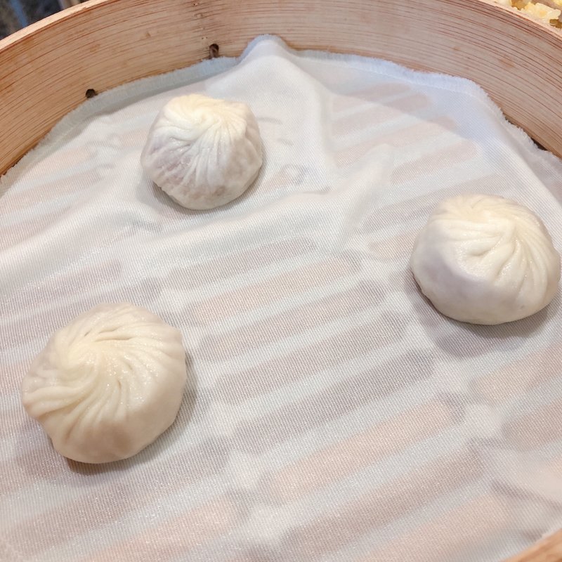 タロ芋の小籠包(鼎泰豊 101店 （DIN TAI FUNG/ディンタイフォン）)