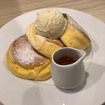 (幸せのパンケーキ 福岡天神店)