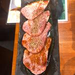 (炭火焼肉 ぐら)