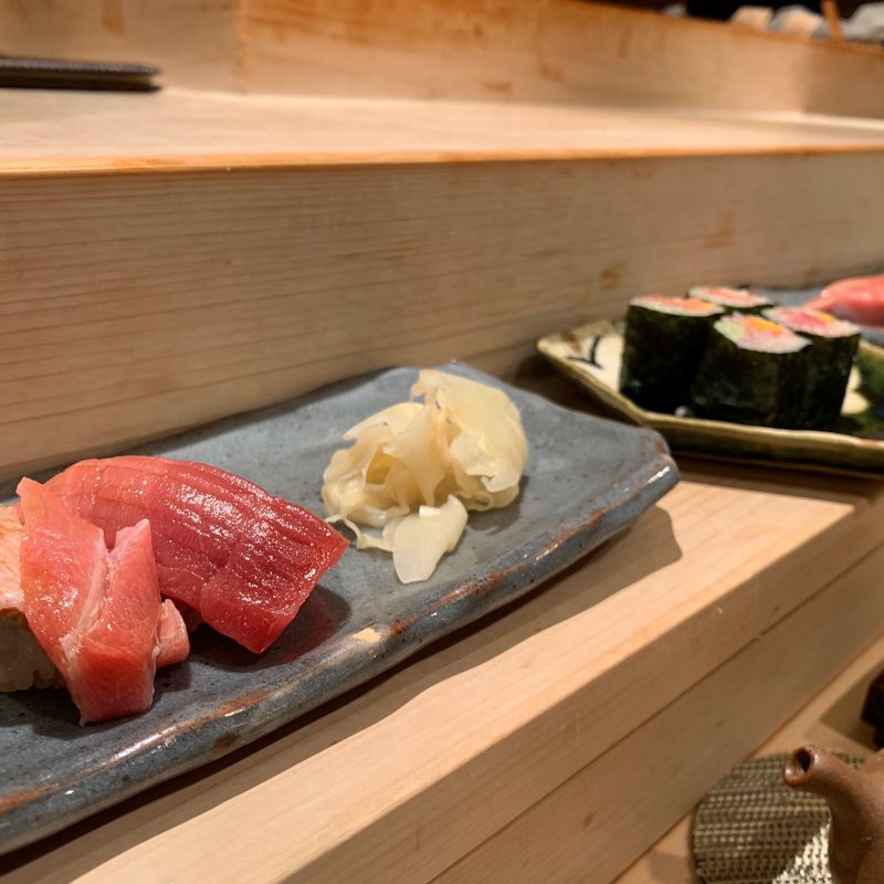 (意気な寿し処阿部 六本木店)