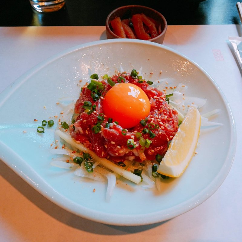 鴨のユッケ(鳥ぎん 下曽我店)