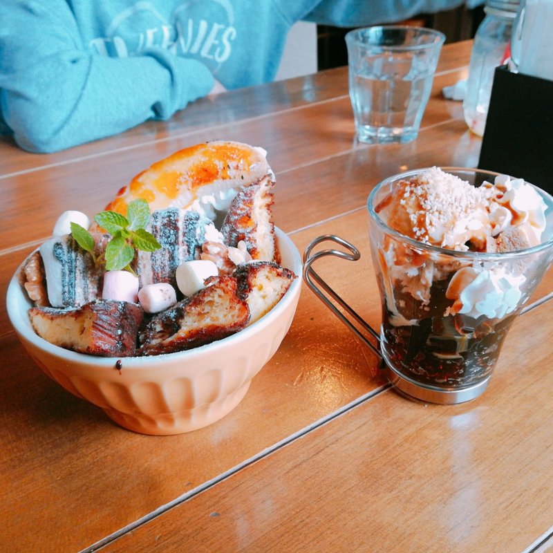 (Cafe&Bar MarshMallow )