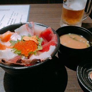 海鮮丼(海鮮居酒屋さんせん )