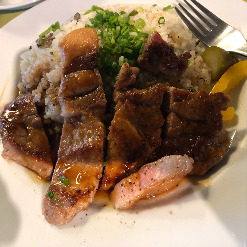 豚ロースステーキピラフ(AGORA（アゴーラ）)