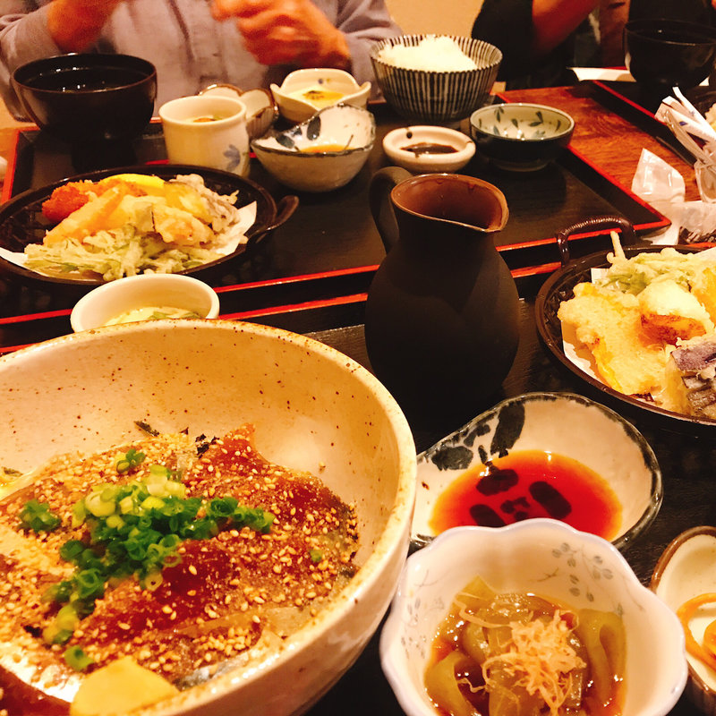 ごまさば丼定食(はじめの一歩)