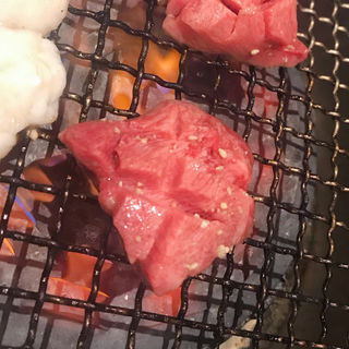 厚切り上タン塩(赤身焼肉のカリスマ 牛恋 新宿店)