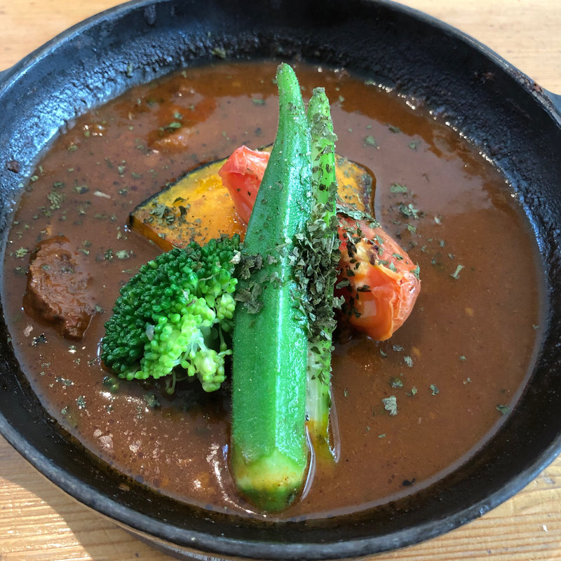 豚のスパイスカレー(クラブハリエ ジュブリルタン （CLUB HARIE J'oublie le temps）)