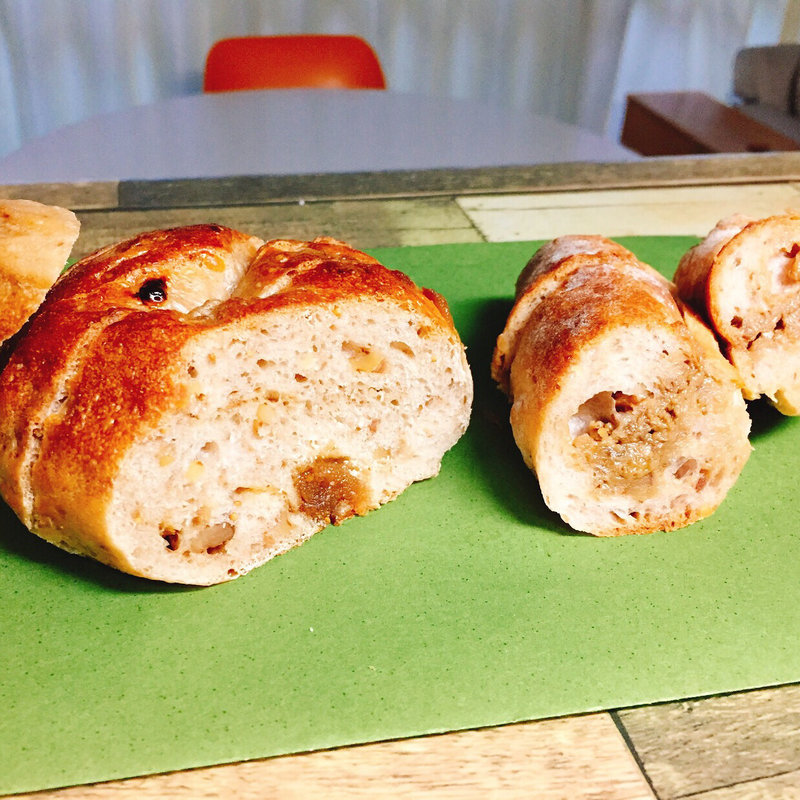 白いちじくとくるみ  コーヒーのミルクフランス(ル・プチメック OMAKE )