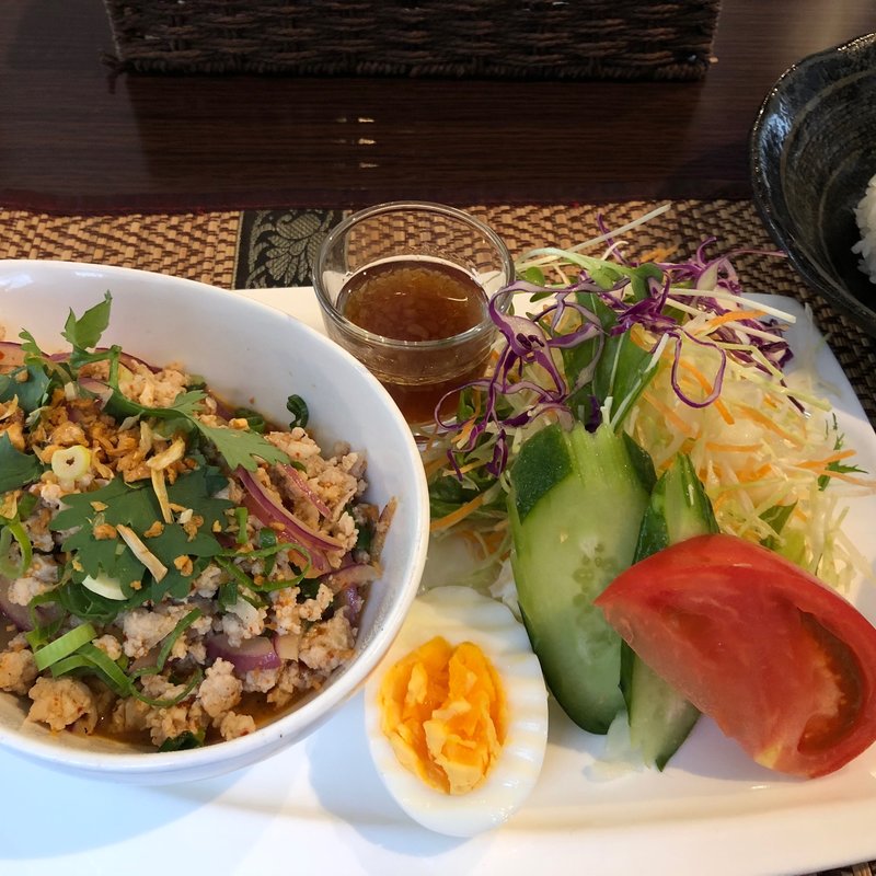 ラープ(ファー タイ （Faa Thai）)
