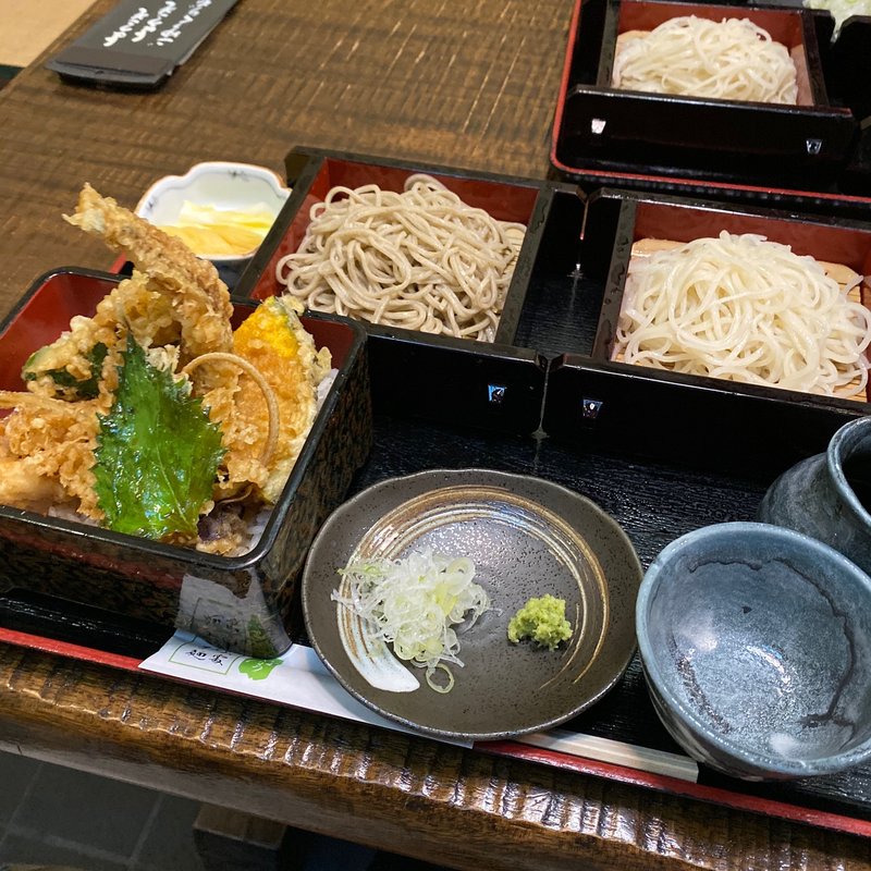 穴子天丼と二色蕎麦(山商)