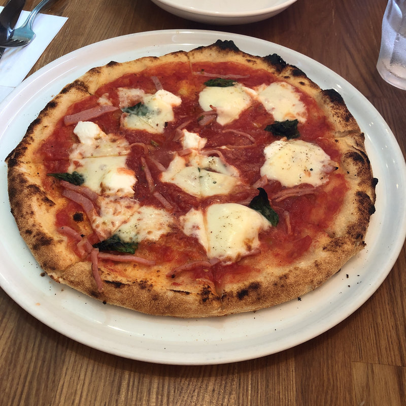 マルゲラザニア(ピッツェリア ぺぺ)