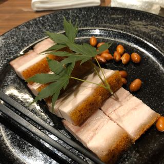 皮付き焼き豚(重慶飯店 本館)