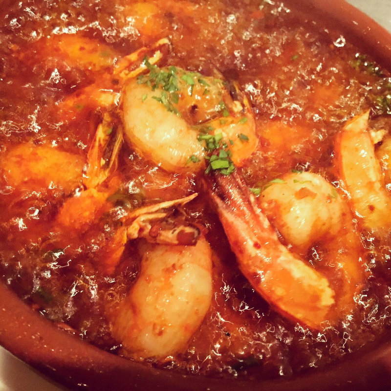 海老のアヒージョ(スペイン料理 ルナソル)