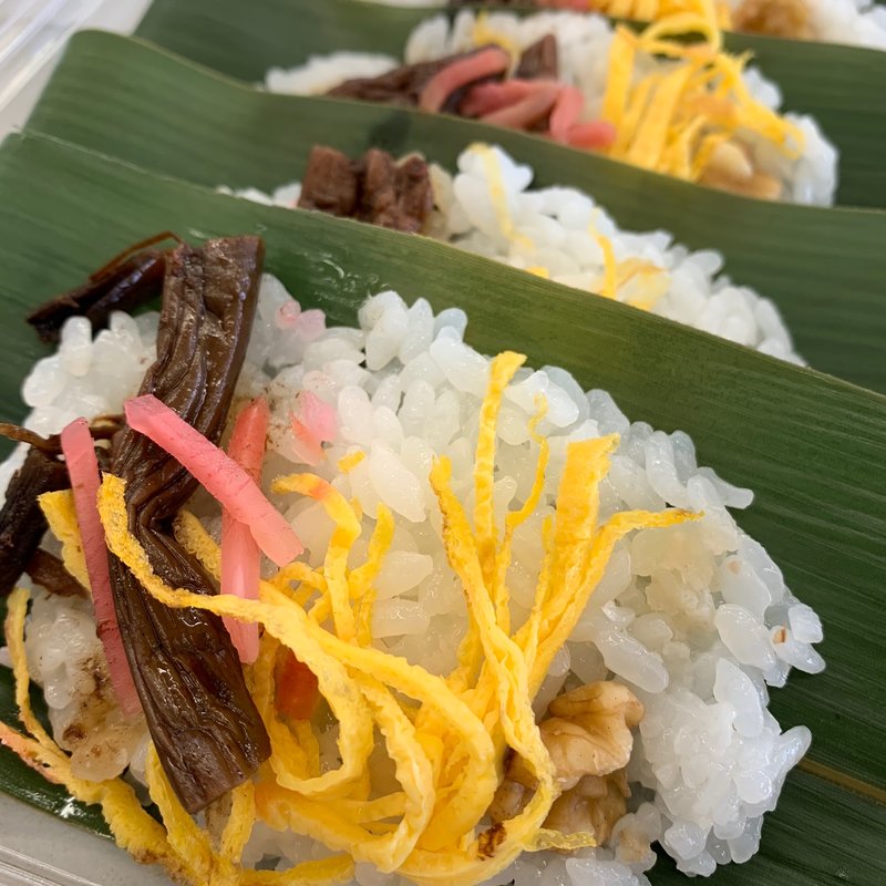 笹の葉寿司(TSURUYA 小布施店)