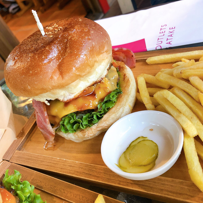 アメリカンバーガー(Back Country BURGERS )