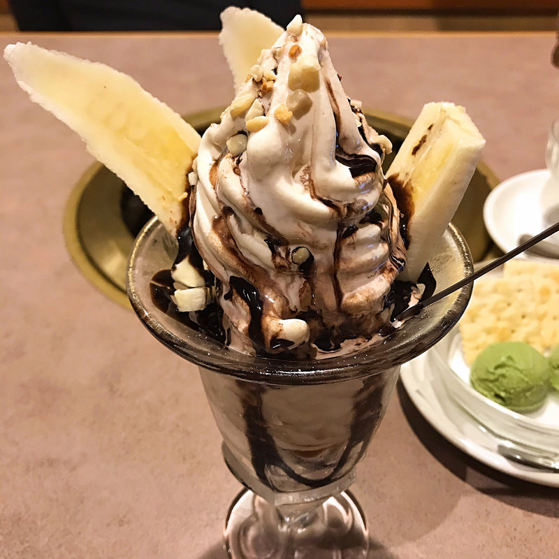 チョコバナナパフェ(焼肉屋えんず 下松店)