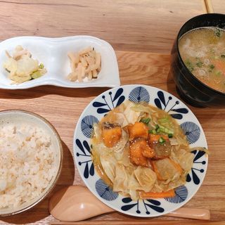 北海道膳(こめらく　日本のお出汁とお茶漬けと。)