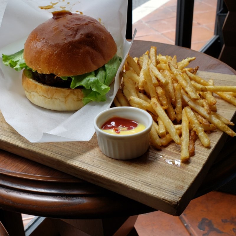 (シクスバイオリエンタルホテル)