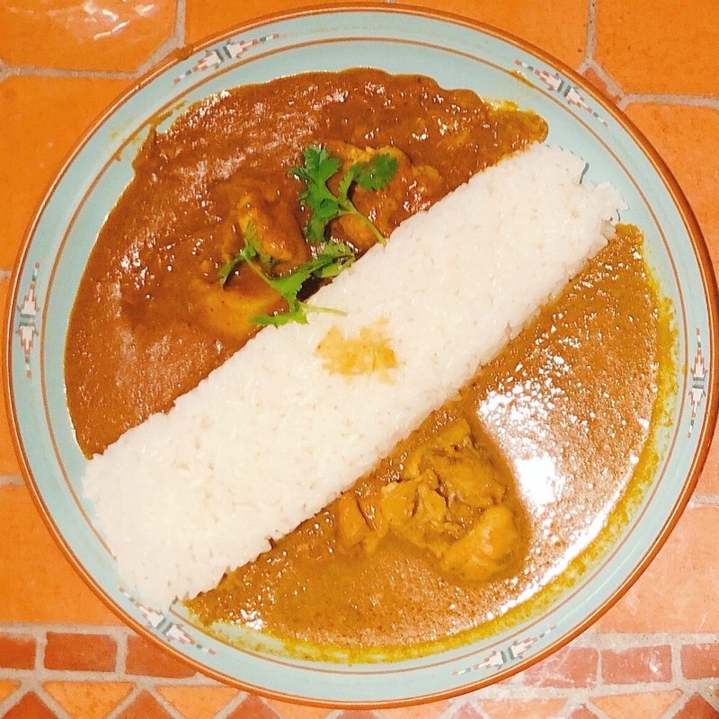 アベックカレー（カシミール、メキシカンチキンカリー）(ラティーノ)