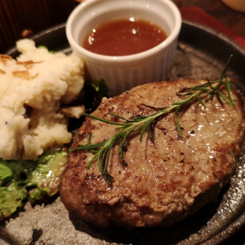 ハンバーグランチ(glam)