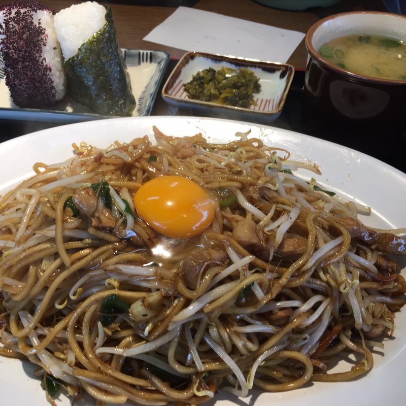 大盛焼きそば・おにぎりセット(想夫恋 鳥栖元町店 )