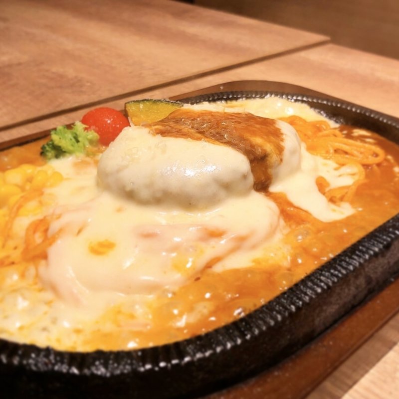 ハンバーグ(steak&steak)